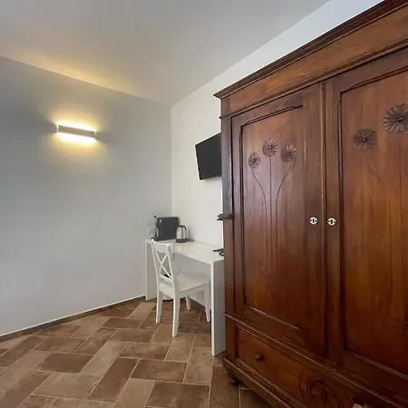 Affittacamere San Mamante Bed & Breakfast Santa Lucia delle Spianate
